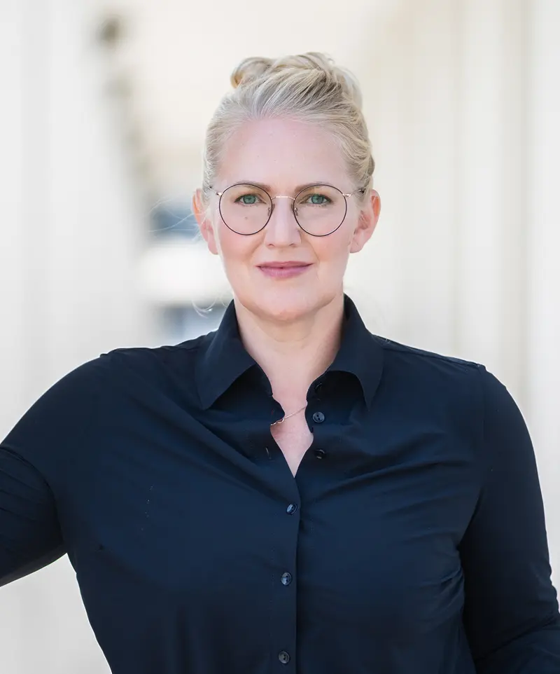 Portrait Kathrin Schürmann Datenschutz & Technologie-Expertin, Co-Gründerin caralegal