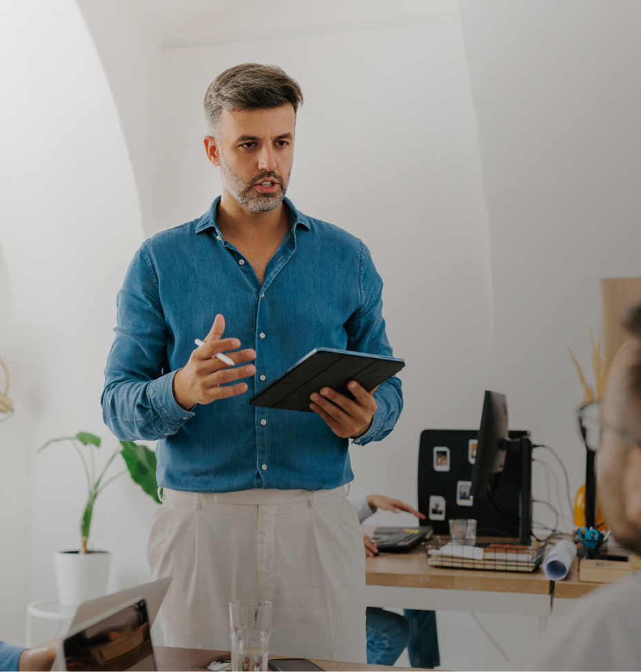 Datenschutzbeauftragter erklärt durch AI-Flow unterstützte Verantwortlichkeiten