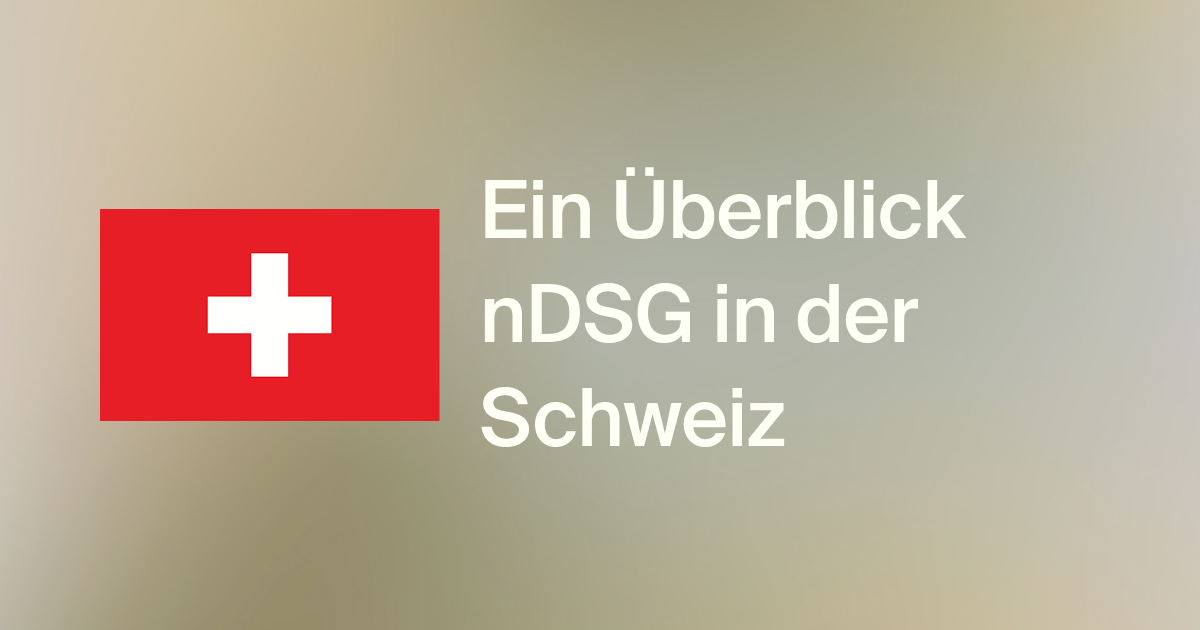 Person arbeitet am Schreibtisch mit Laptop und Notizen zum Thema nDSG in der Schweiz.